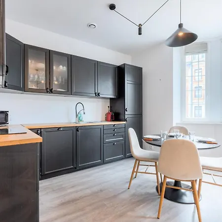 Superbe Appart. 2 En Plein Centre ! *