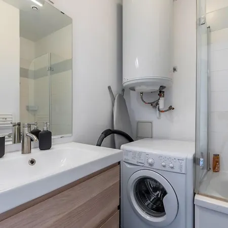 Apartment Superbe Appart. 2 En Plein Centre ! *
